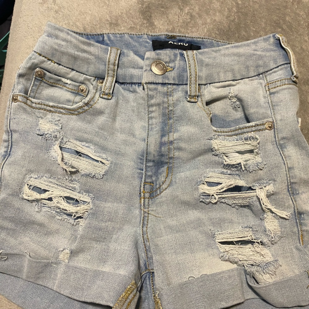 Aeropostale light wash shorts